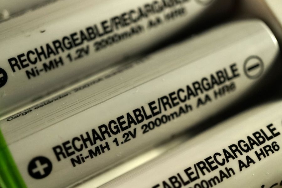 Explore 2024’s cutting-edge rechargeable battery tech, offering enhanced durability, speed, and sustainability.