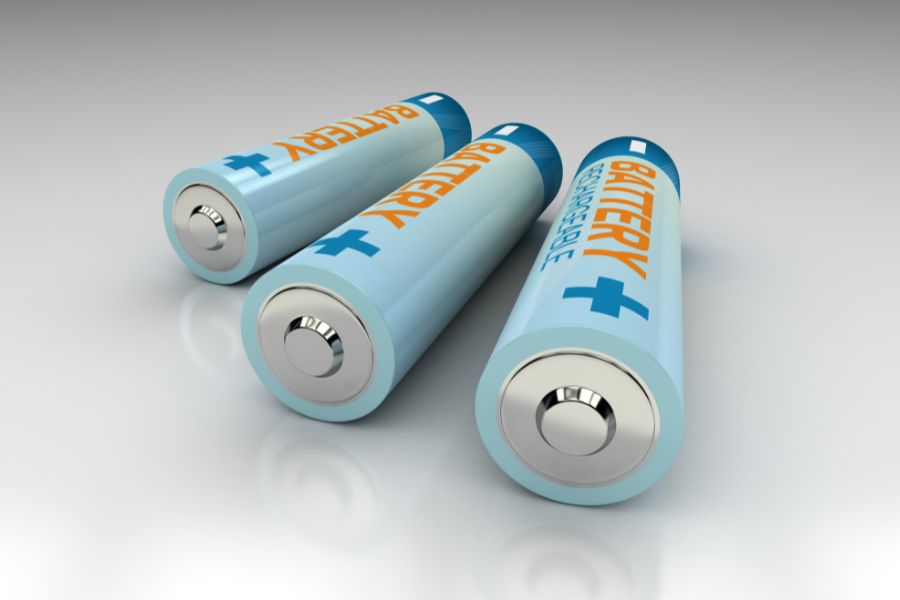 Rechargeable batteries are perfect for certain devices. Learn when and where to use them to maximize cost-effectiveness and efficiency.