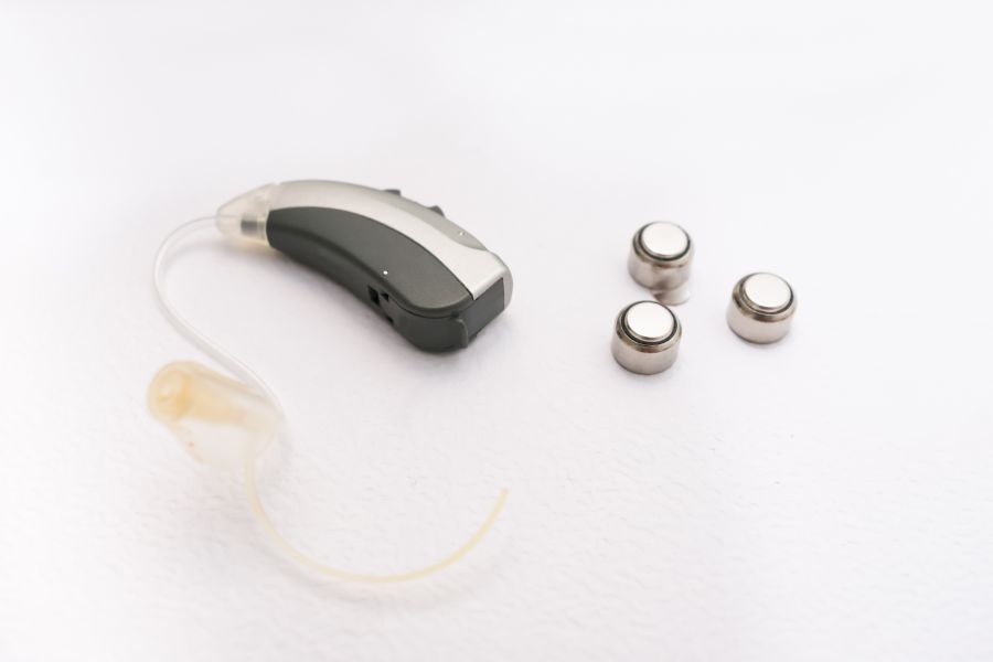 A complete guide to the best hearing aid battery brands. Explore options for reliable, long-lasting power in 2024.